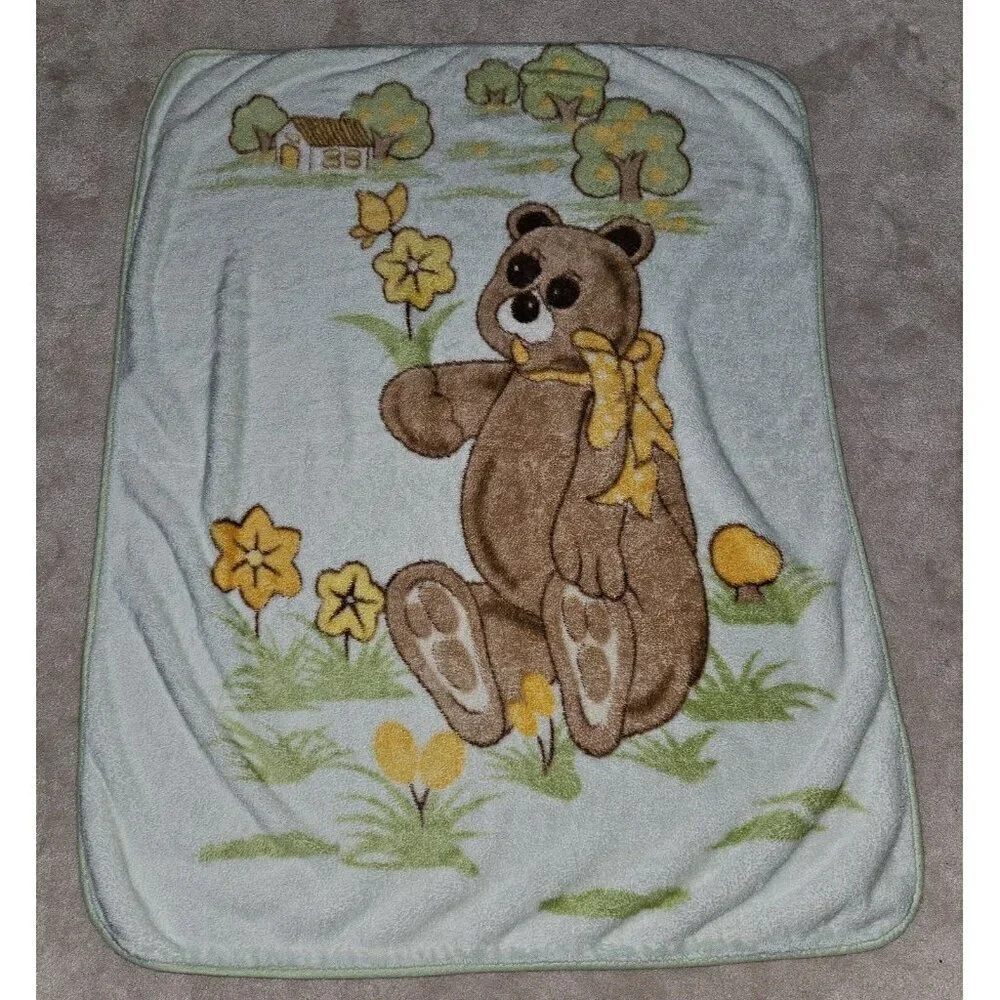 VTG Green Mink Blanket Throw Brown Bear Yellow Flowers Trees Cuamatzi 42x54